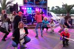 Terrasfeest Blauwe Meer lokt volle dansvloer