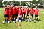 Mila, het enige meisje bij Footballkicks Kattenbos