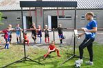 Mila, het enige meisje bij Footballkicks Kattenbos