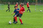 Mila, het enige meisje bij Footballkicks Kattenbos