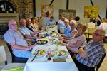 82-jarigen diepen verhalen uit de oude doos op