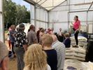 OKRA Koersel smult van lekkere aardbeien