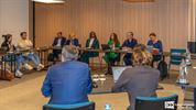 Minister Beenders op terreinbezoek Center Parcs
