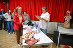 Prijsuitreiking wandelzoektocht Rode Kruis