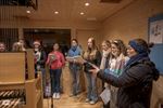 Jeugdkoor Respiro zingt op de markt