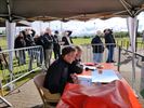 Daarom kijken optekenaars naar een spiegel