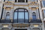 Peltse blik op opvallende Villa Maritza