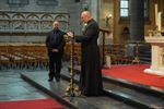 Prins Laurent woont orgelconcert bij