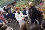 Leerlingen bouwen 'Kampse' strohut
