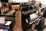 Pianoleerlingen brengen wereldpremière