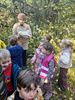 Kleuters en grootouders samen op speurtocht