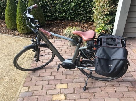 Mooie elektrische herenfiets.
