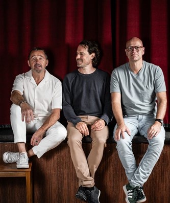 Nils Wogram Nostalgia Trio - 'The Walk'