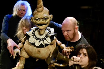 Theater Froefroe - He He Heks